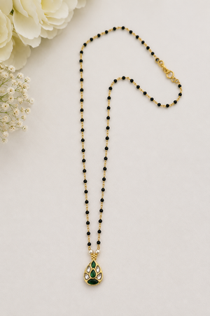 Dual-Sided Jadua Kundan Black Beads Necklace V579