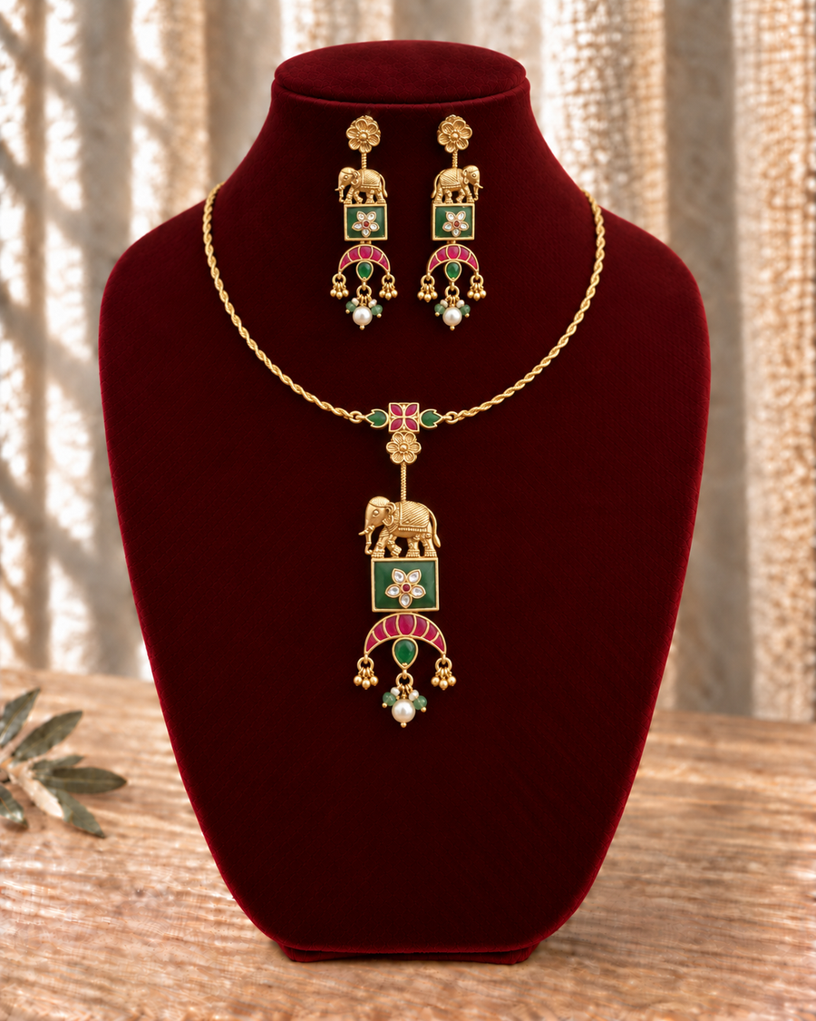 Elephant Motif Necklace Set