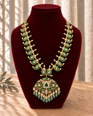 Jadua Kundan Brass Haram