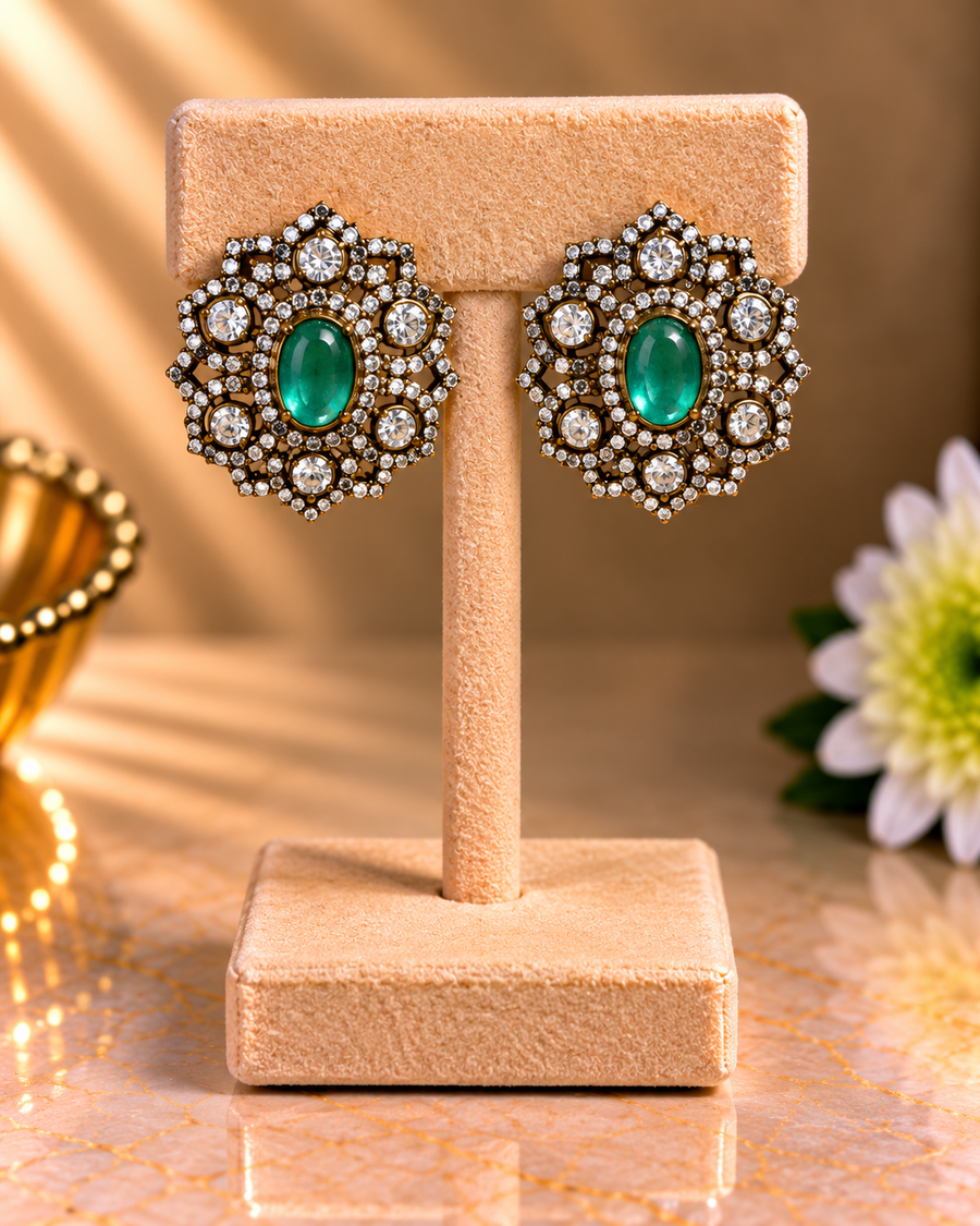 Victorian Finish Statement Stud V840