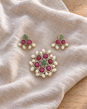 Carved Floral Pendant Set