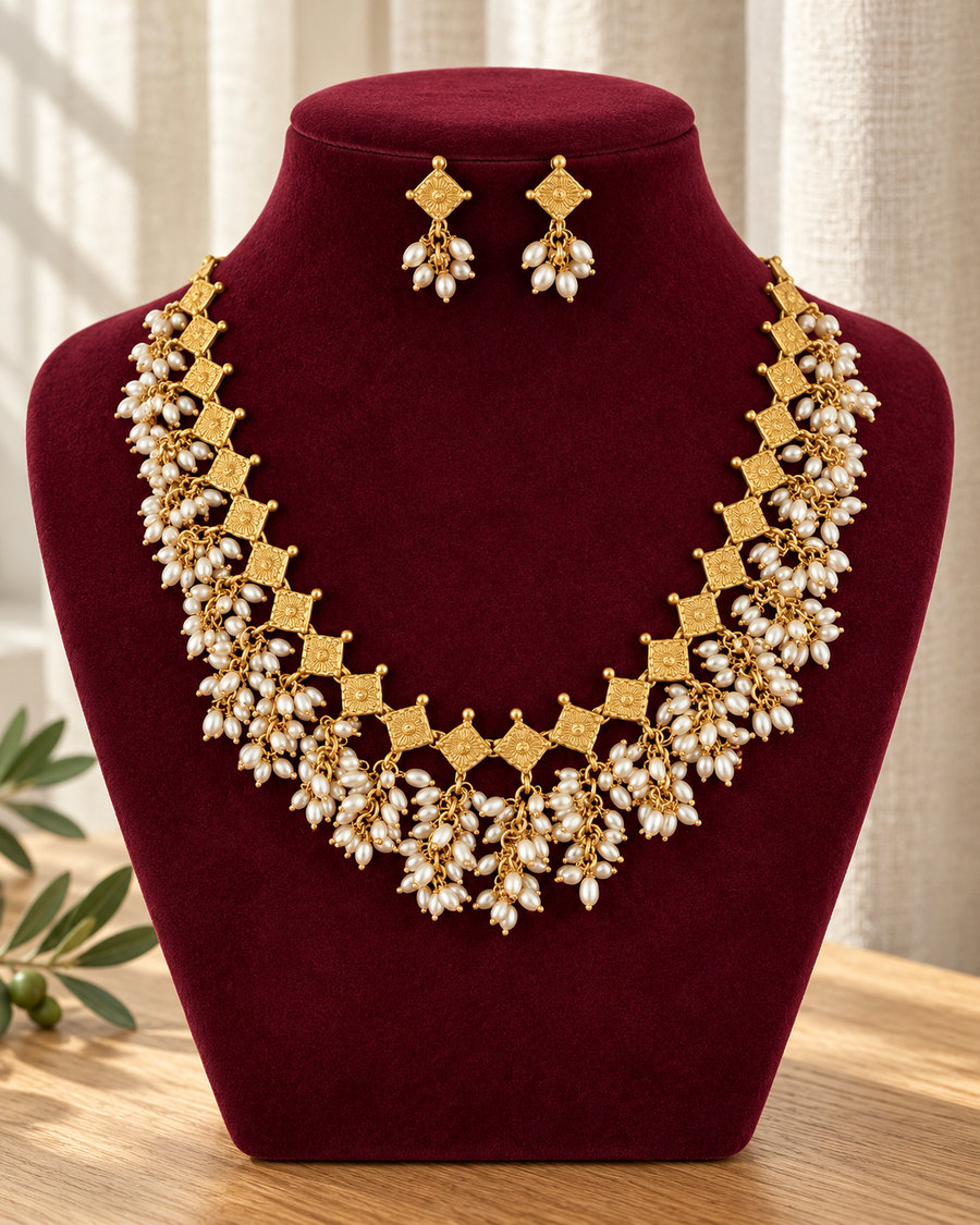 Pearl Cluster Necklace Set
