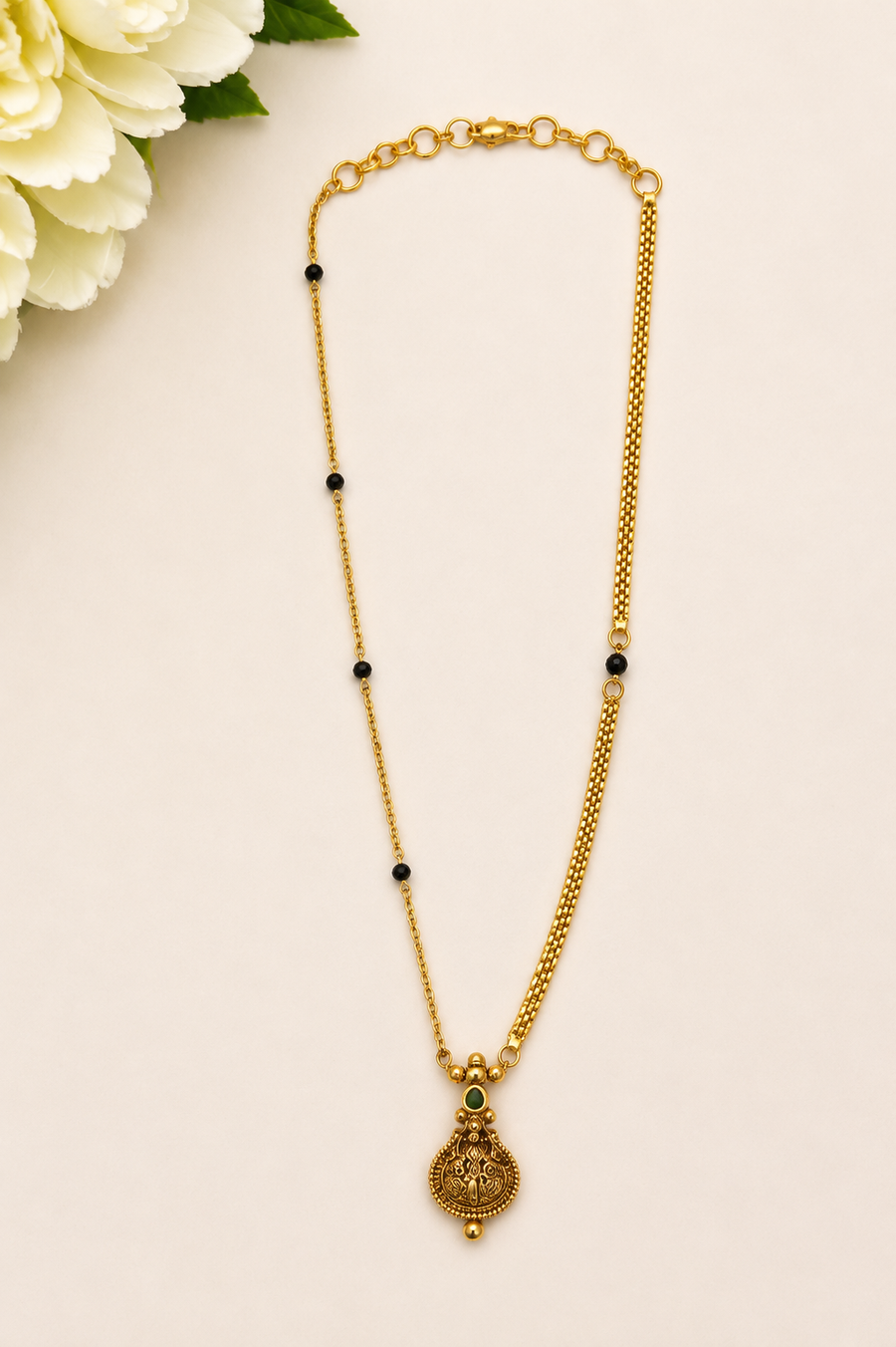 Black Beads Lakshmi Pendant Necklace V797