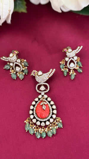 Victorian Coral Pendant Kante Set V354