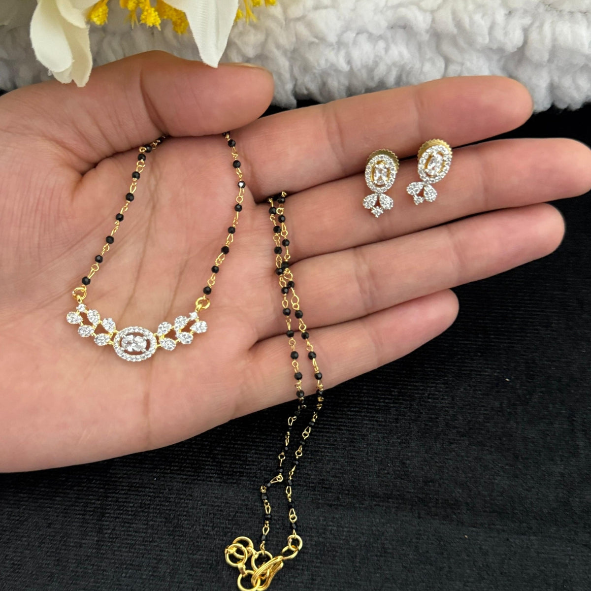 Black Beads Pendant Set  V457
